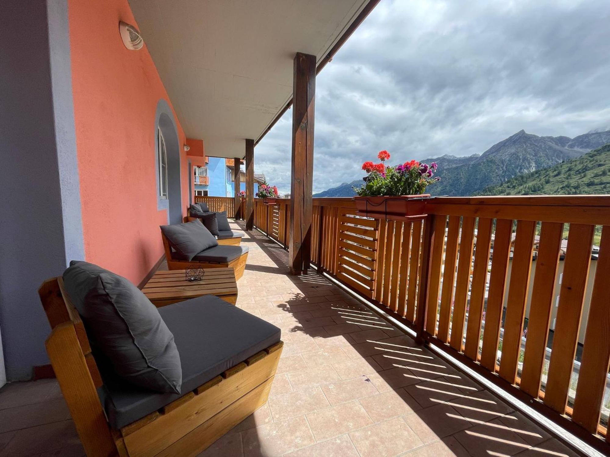 Hotel Panorama Passo del Tonale Exterior photo