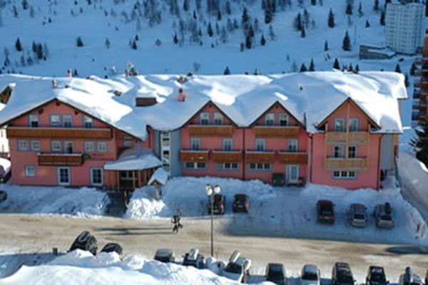 Hotel Panorama Passo del Tonale Exterior photo